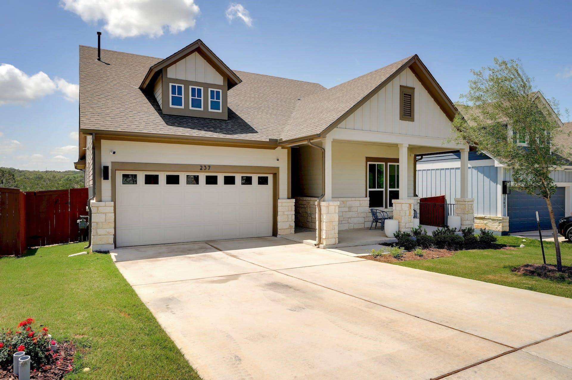 237 Moonlit Stream PASS, Dripping Springs, TX 78620