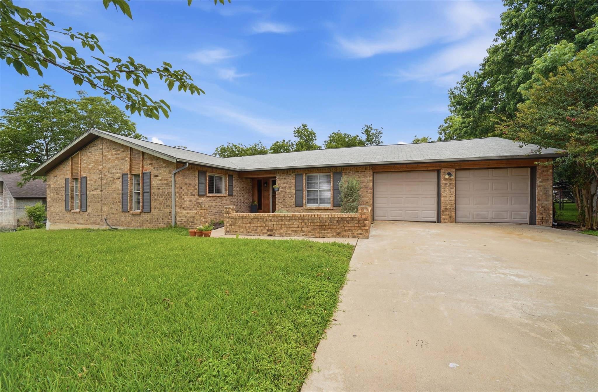 304 White Wing WAY, Round Rock, TX 78664