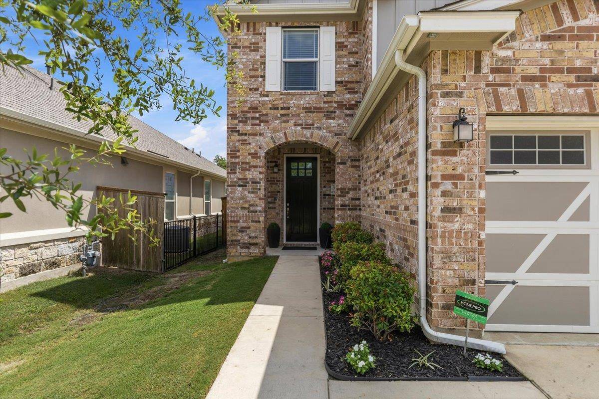 154 Danish Drive DR, Hutto, TX 78634