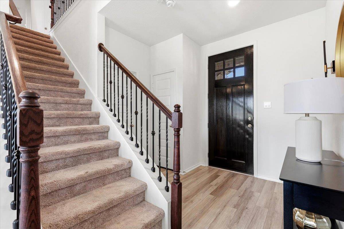 154 Danish Drive DR, Hutto, TX 78634
