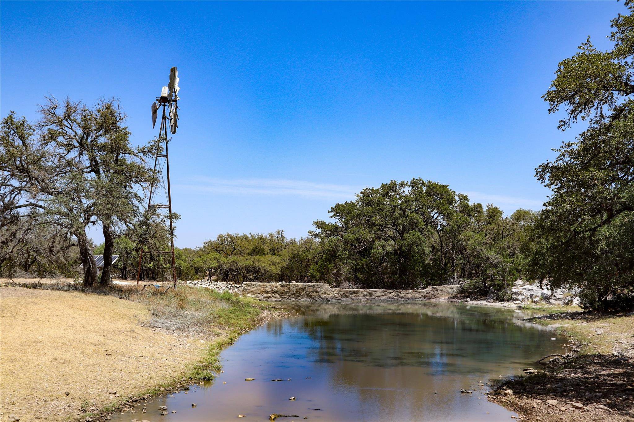 674acres US-83 HWY, Mountain Home, TX 78058