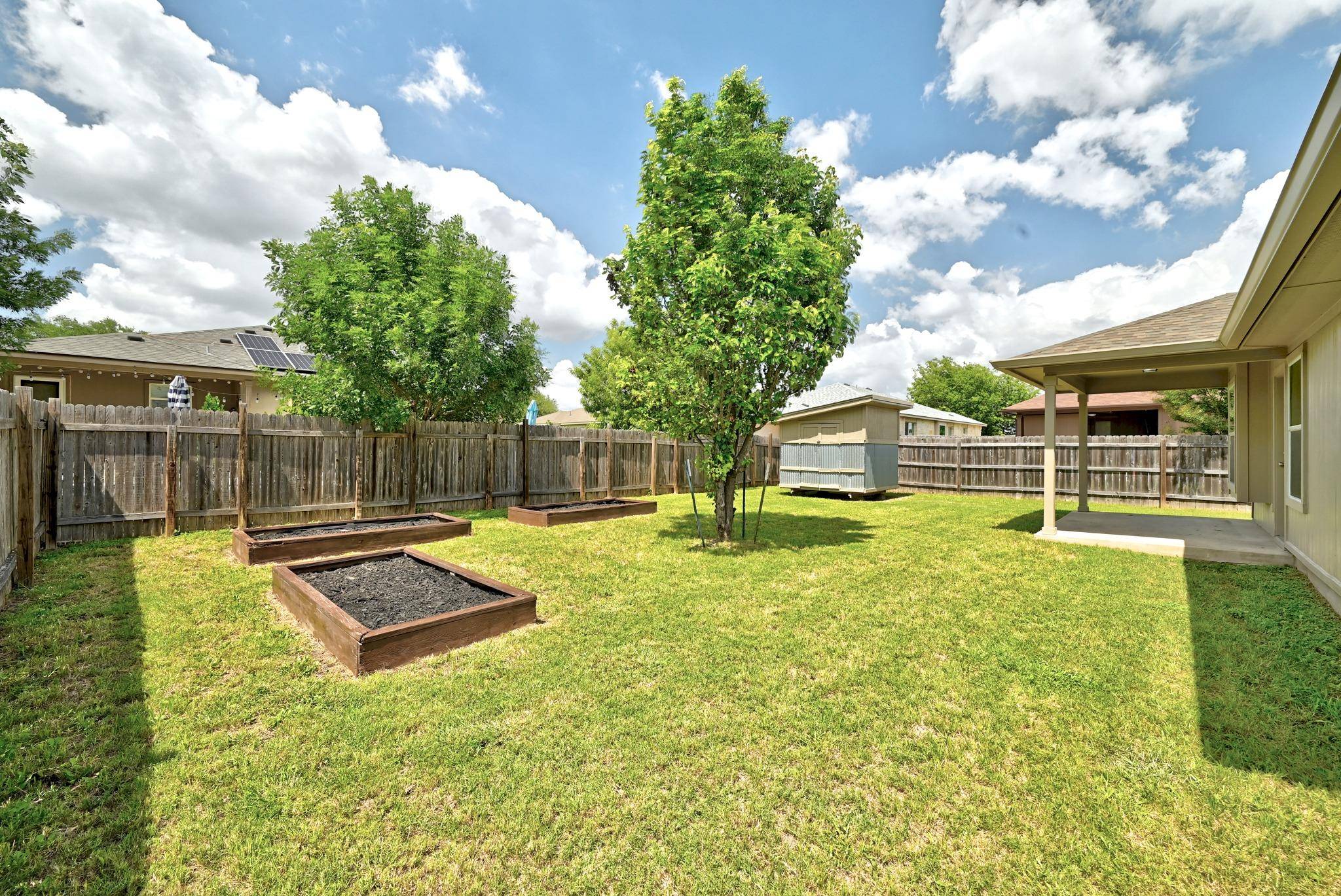 903 Gentry DR, Leander, TX 78641