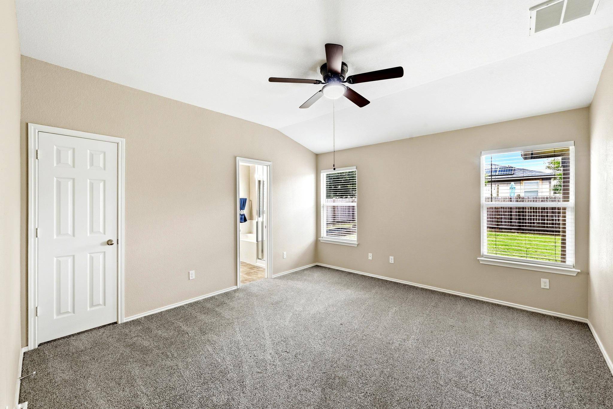 903 Gentry DR, Leander, TX 78641
