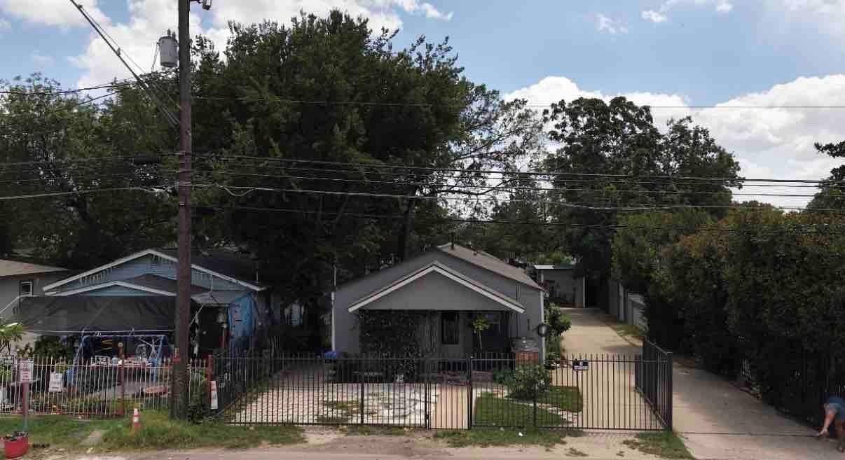 2315 E 5th ST, Austin, TX 78702