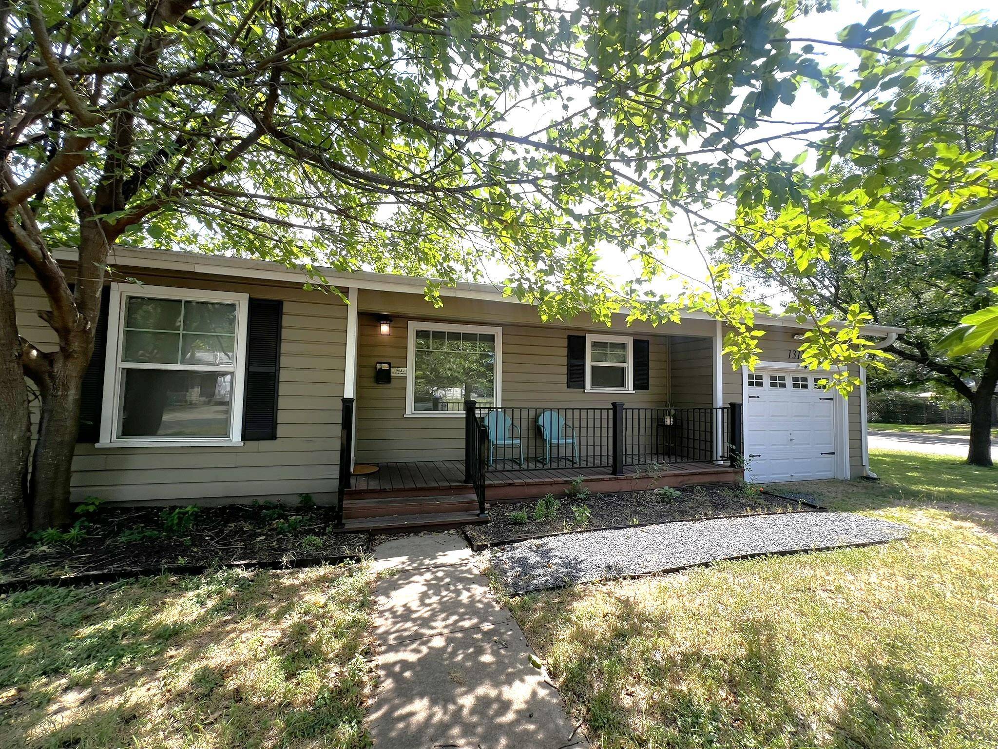 1311 Aggie LN #A, Austin, TX 78757