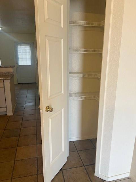 2204 Katy LN #B, Georgetown, TX 78626