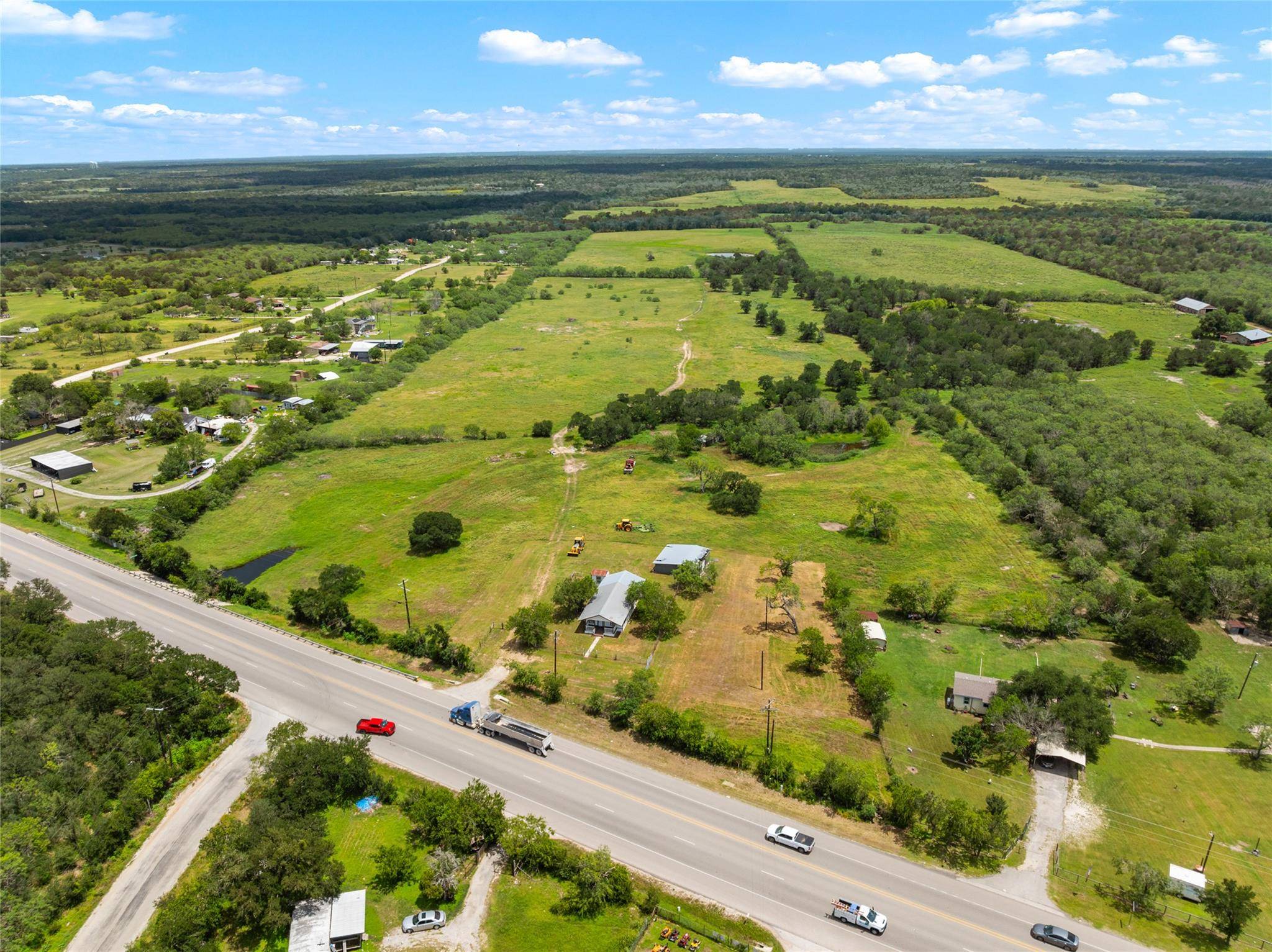 2515 Highway 21 W, Dale, TX 78616