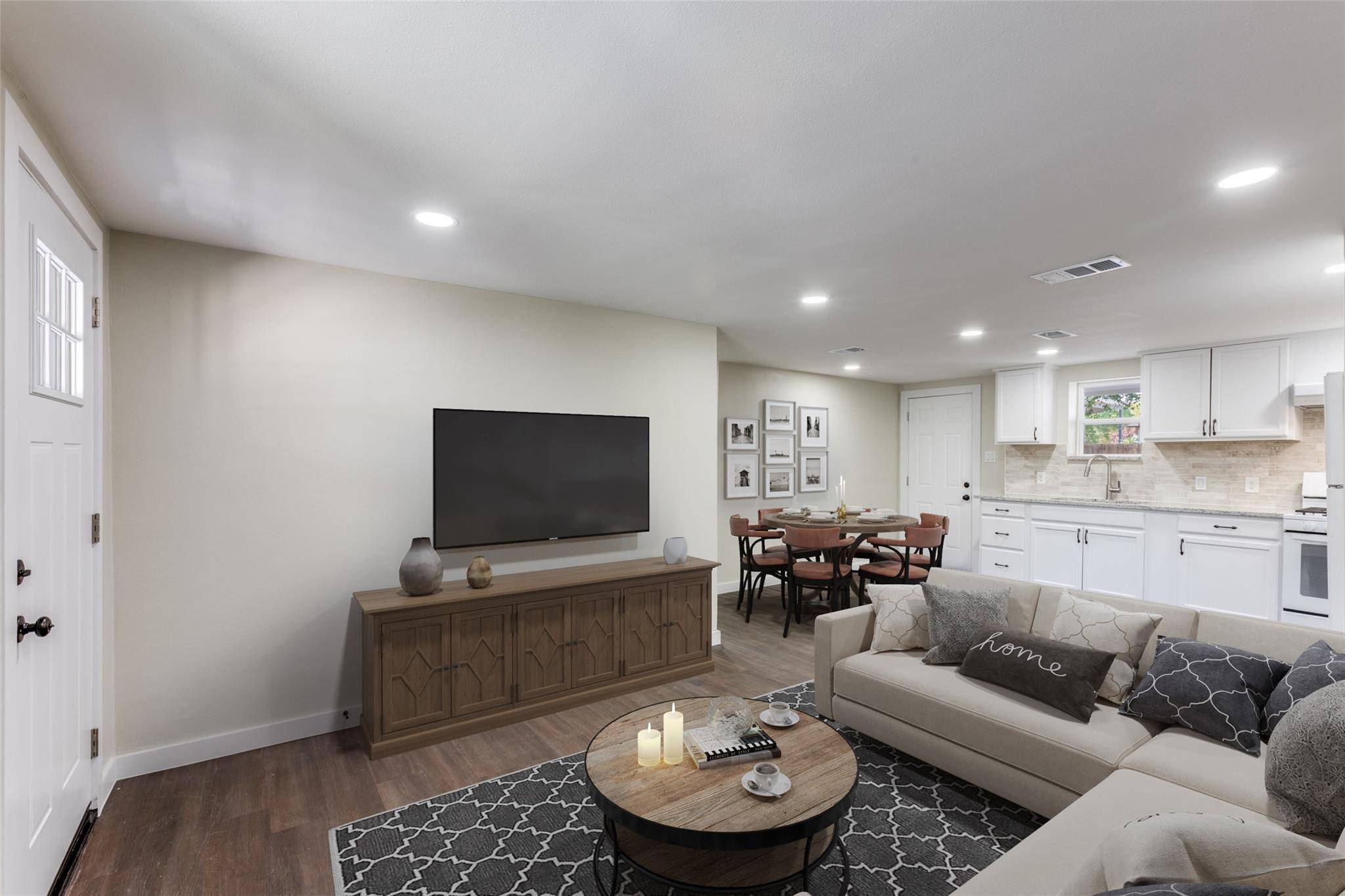1118 Spur ST, Austin, TX 78721