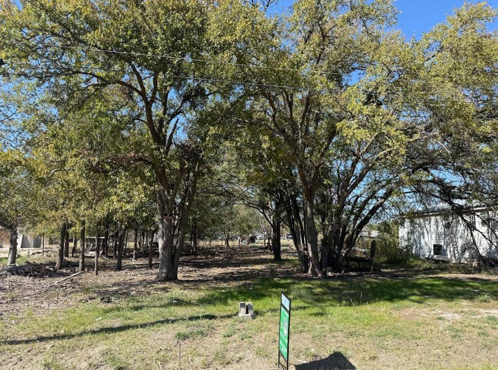699 S Cotrell ST, Bartlett, TX 76511
