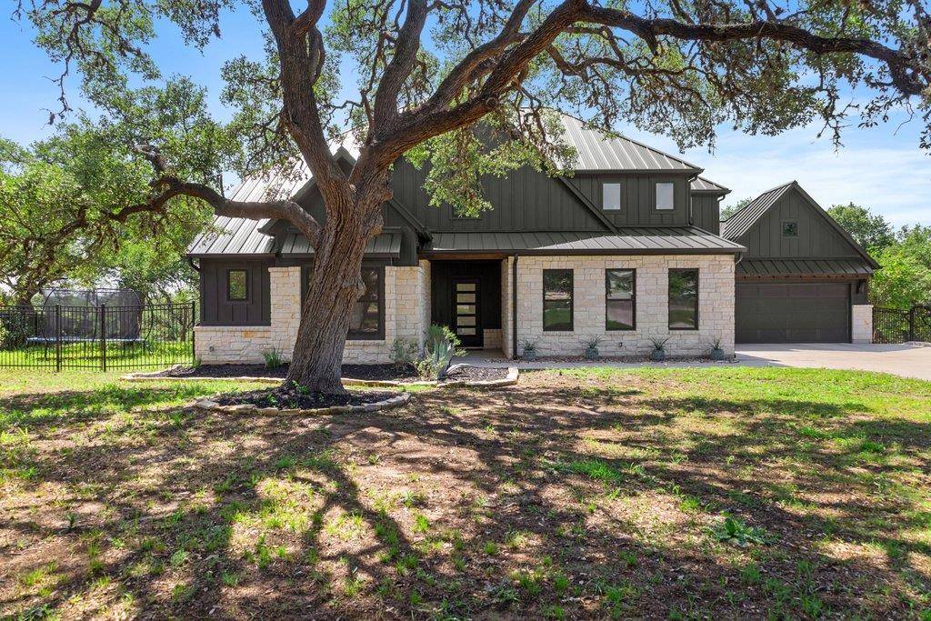 461 Crosswater LN, Dripping Springs, TX 78620