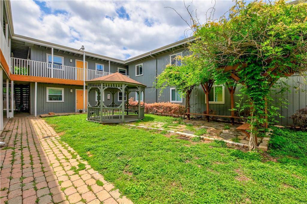 2401 Manor RD #102, Austin, TX 78722