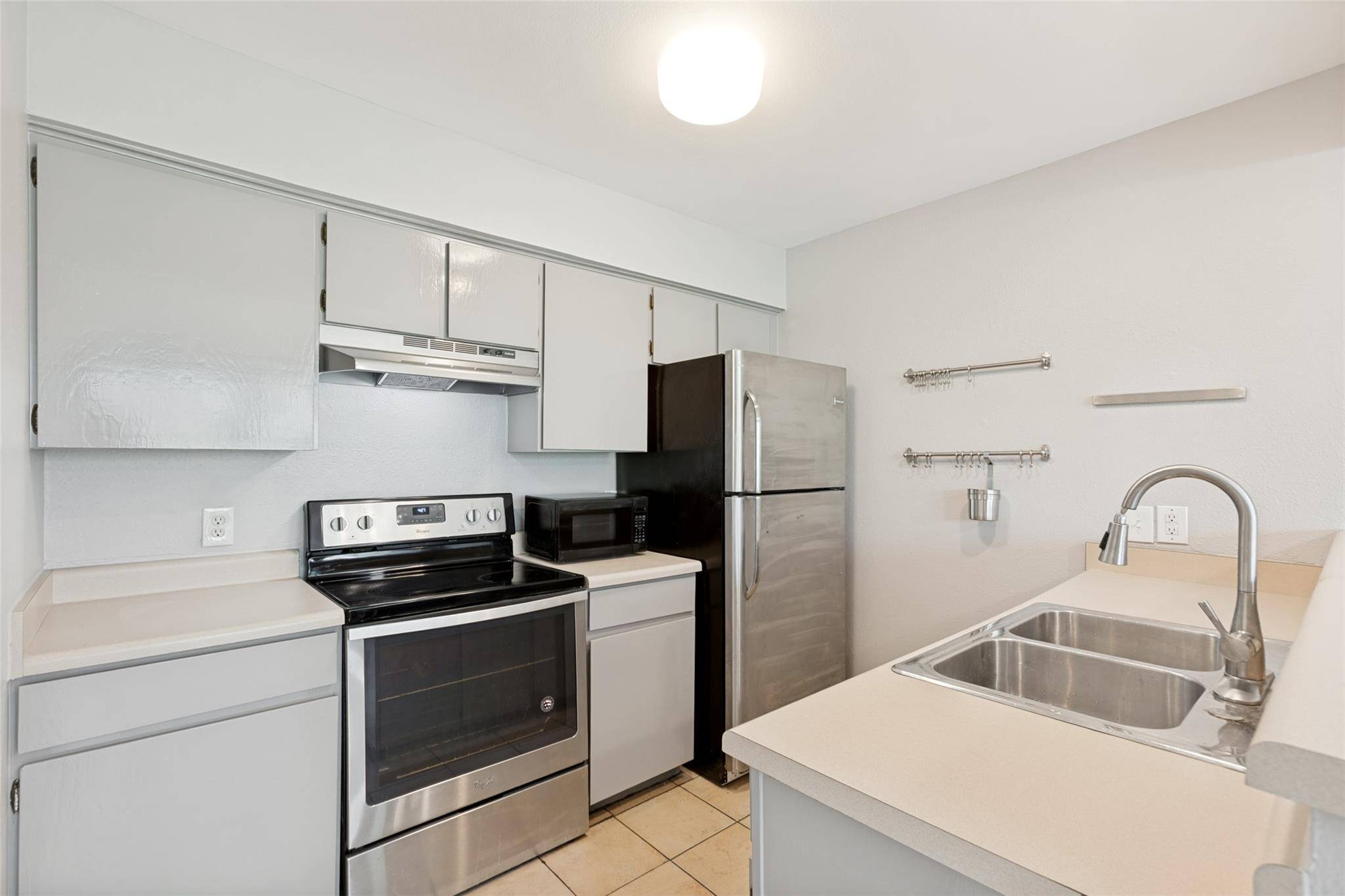 6910 Hart LN #414, Austin, TX 78731