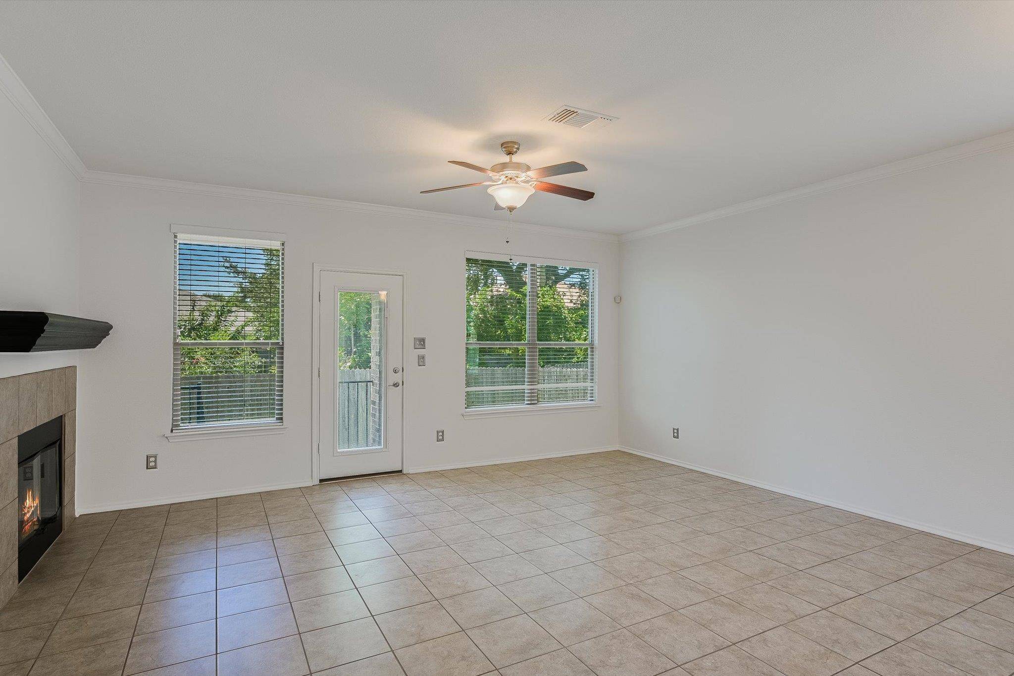 860 Water Hyacinth LOOP, Leander, TX 78641