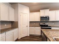 209 Reagor DR, Taylor, TX 76574