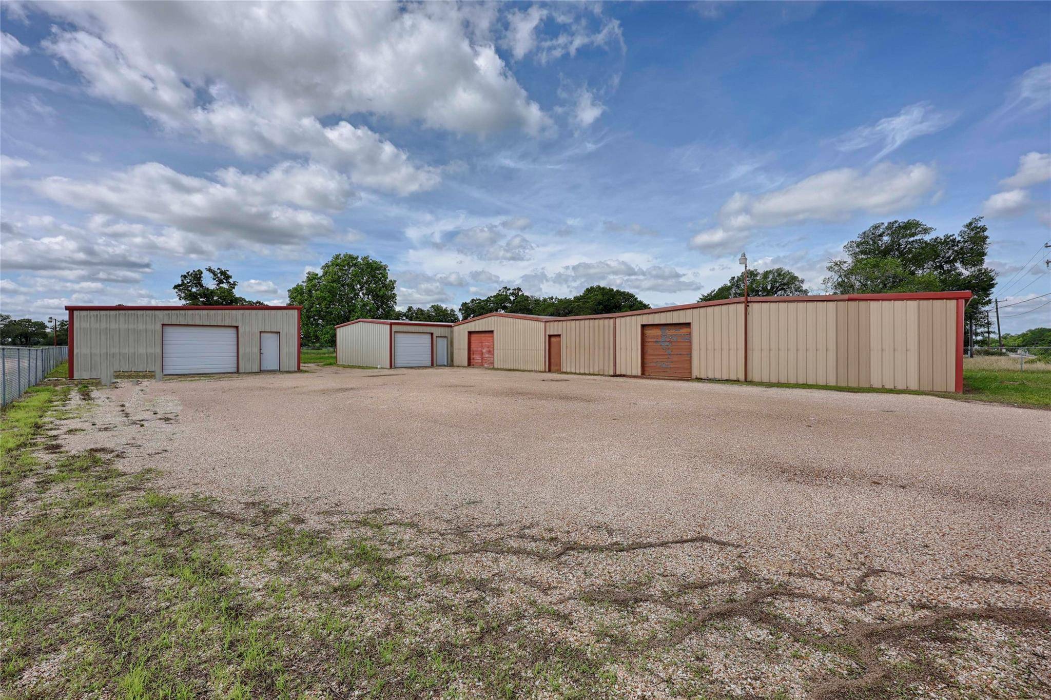 1410 US Highway 90A East, Hallettsville, TX 77964