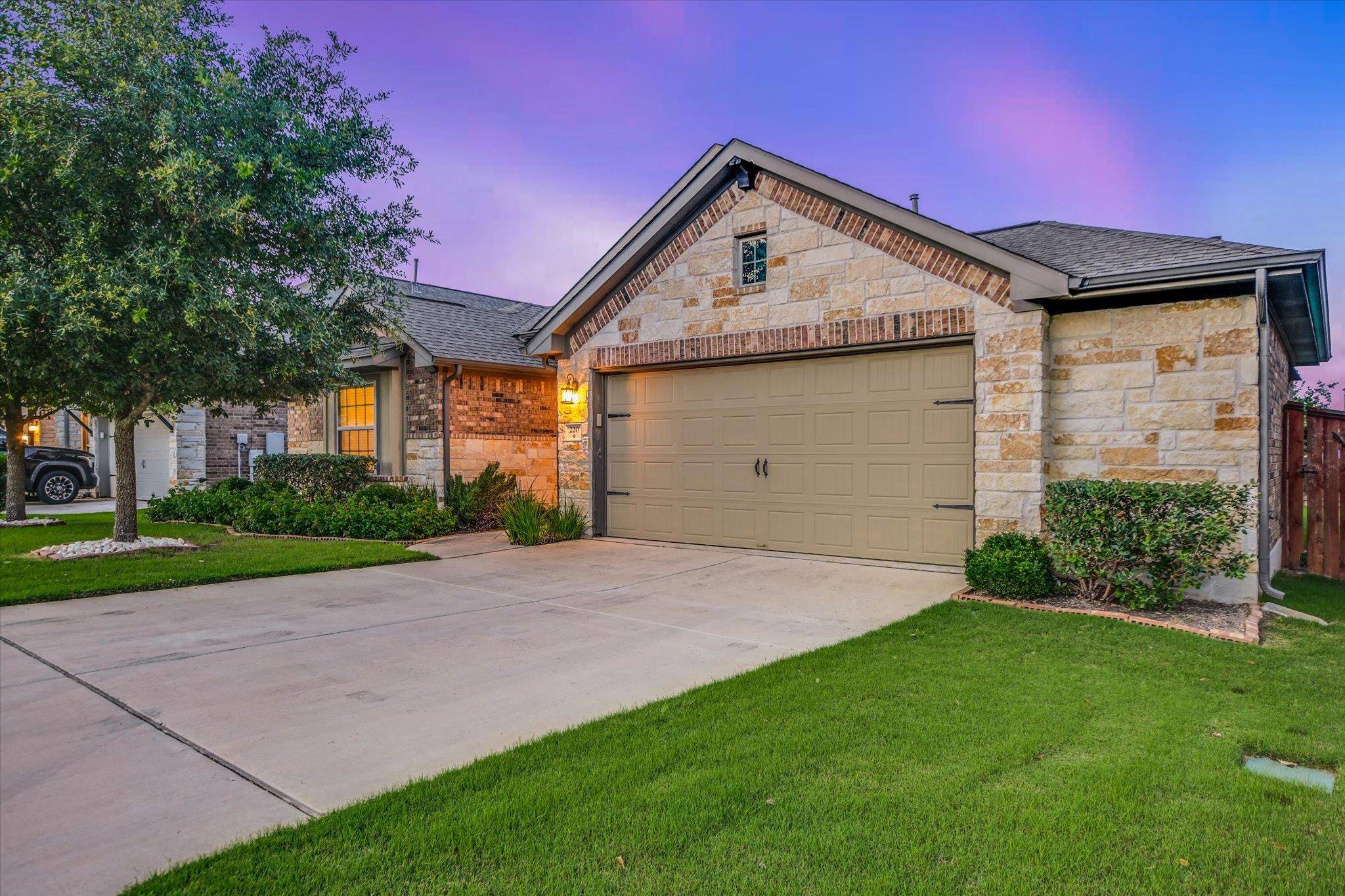 220 Allegrini ST, Leander, TX 78641