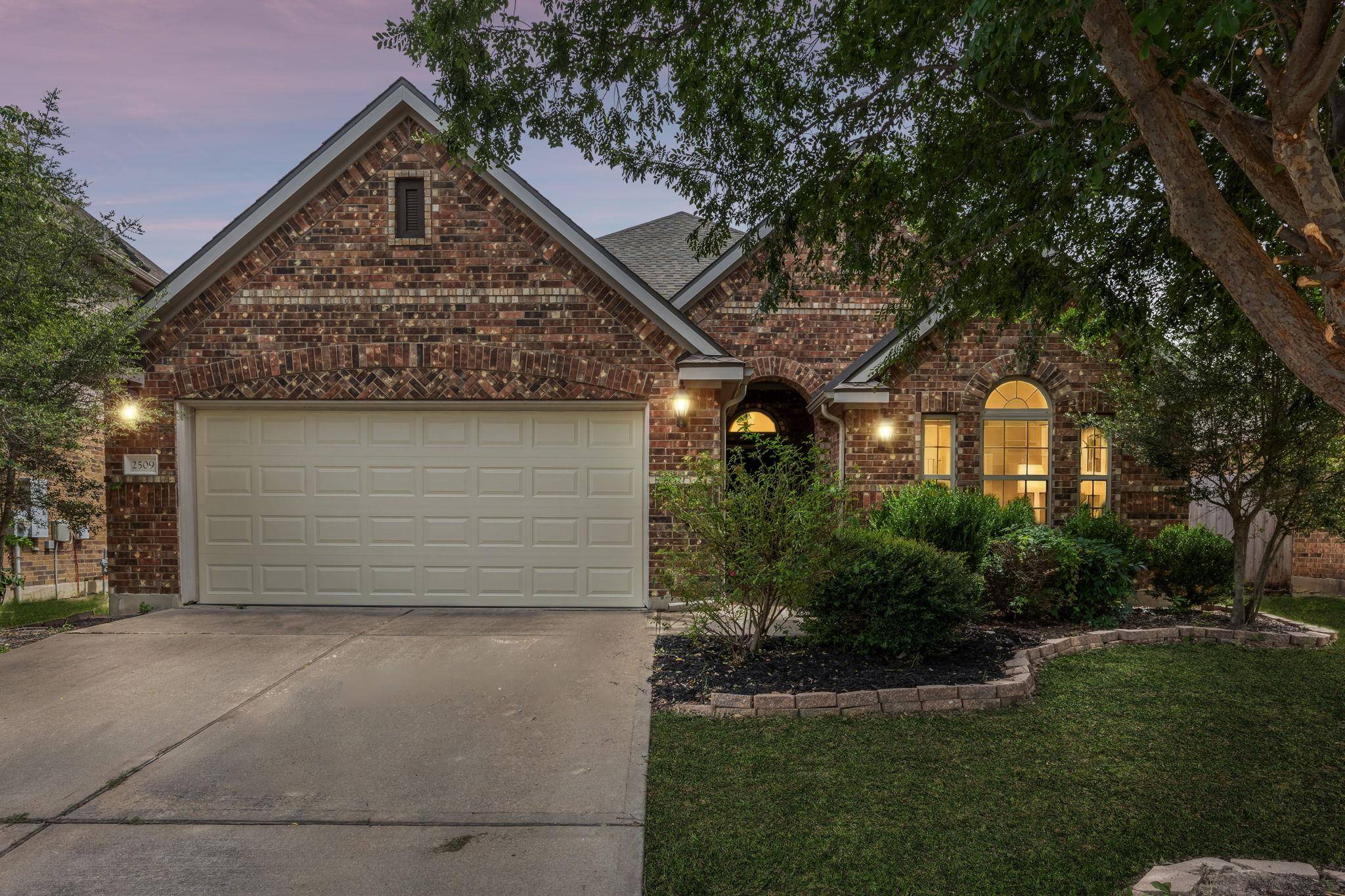 2509 Dillon Pond LN, Pflugerville, TX 78660