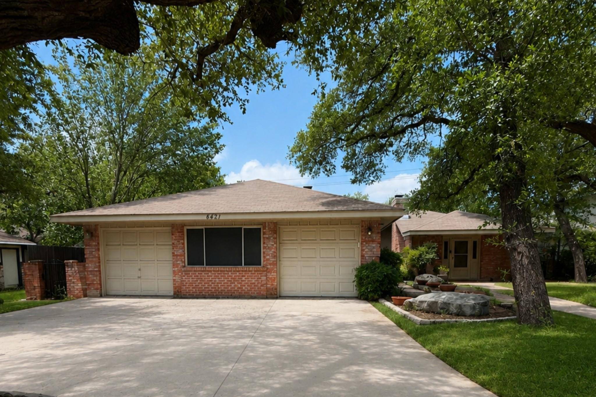 8421 Fathom CIR #A, Austin, TX 78750