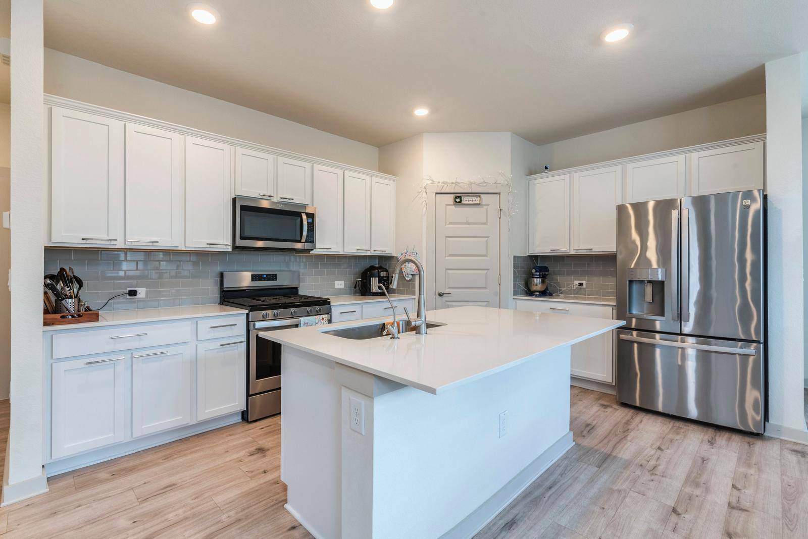 125 Cupreata LN, Leander, TX 78641