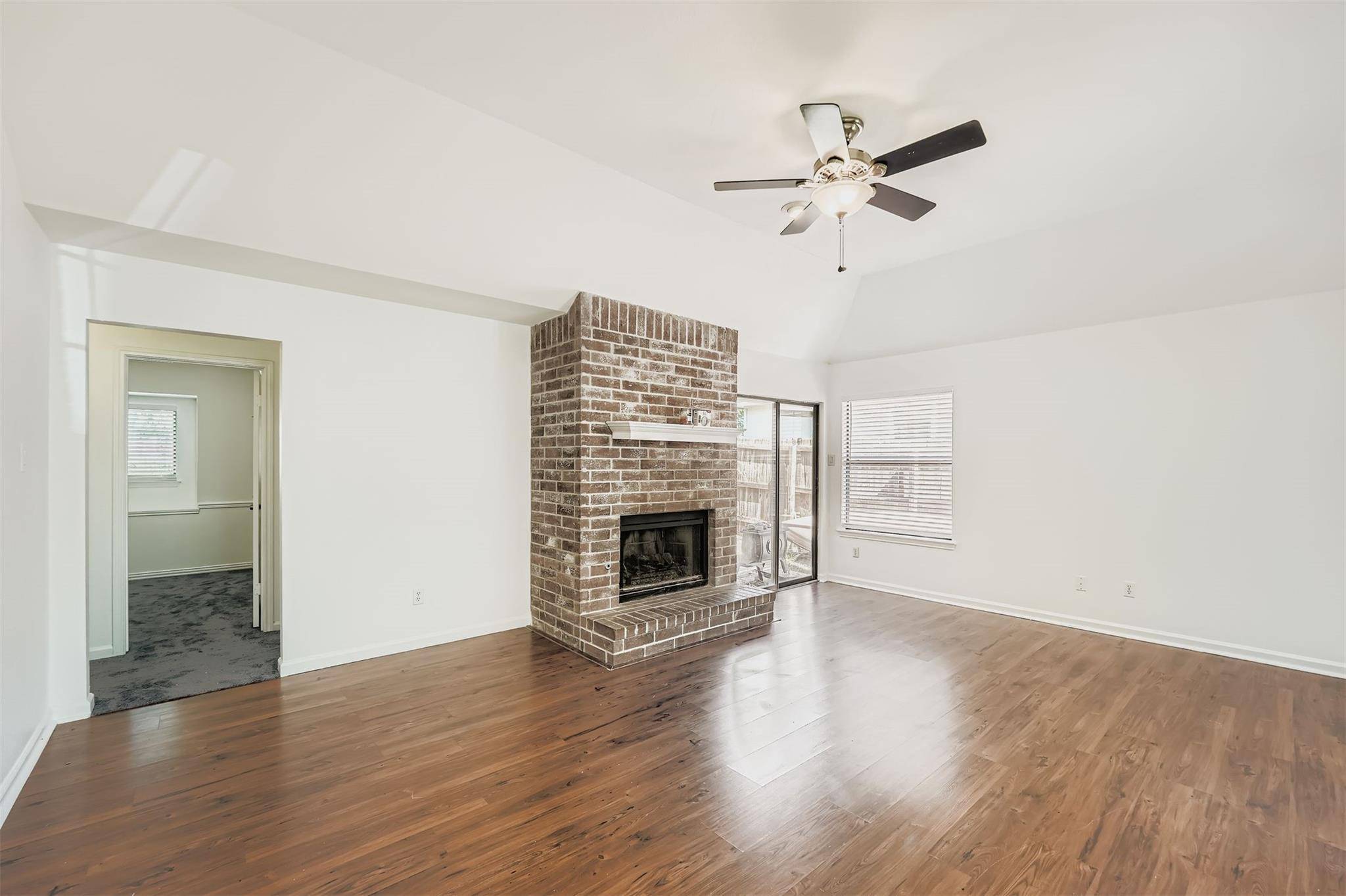2100 Buckeye LN, Round Rock, TX 78664