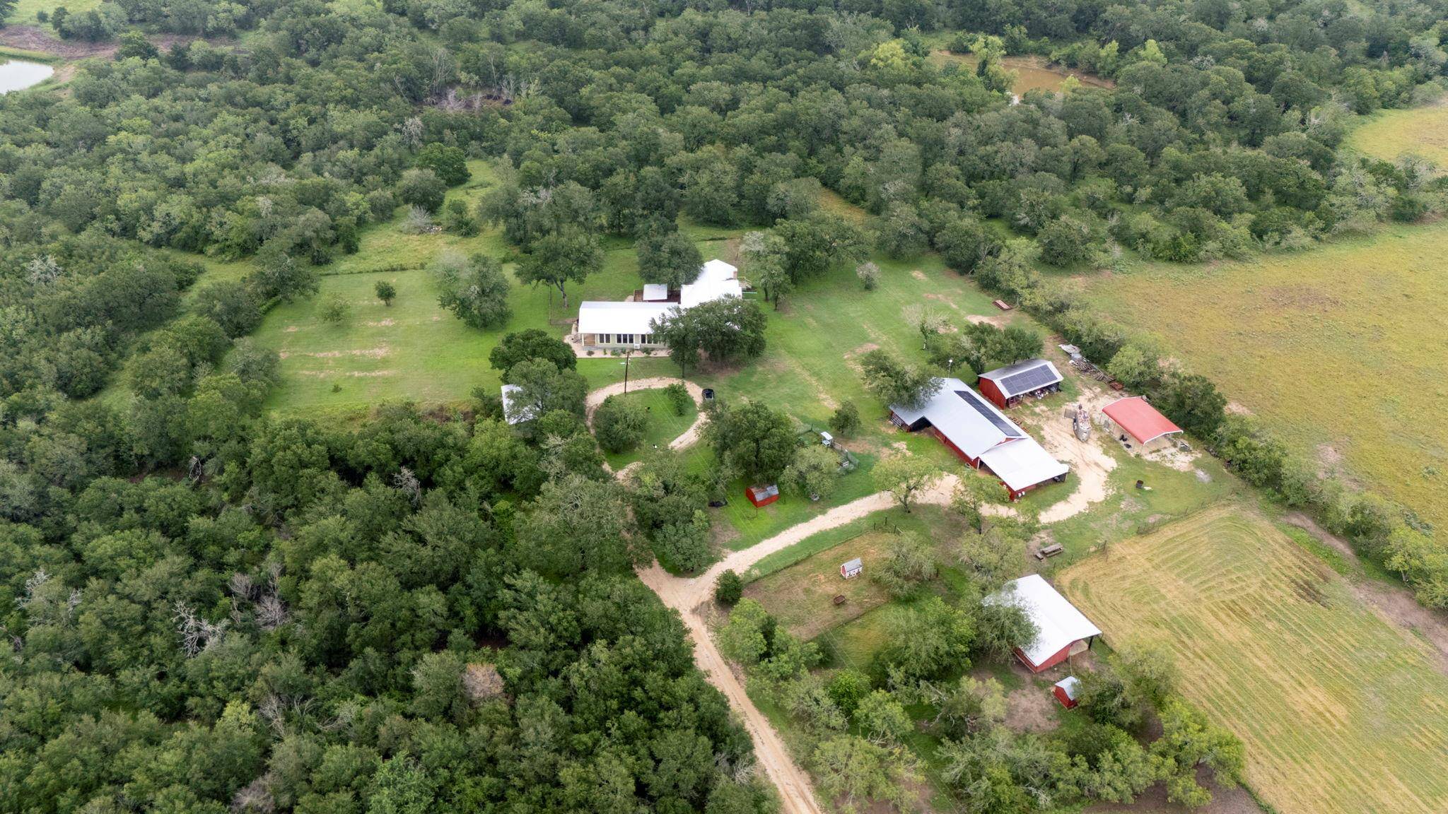 6546 Fm 1854, Dale, TX 78616