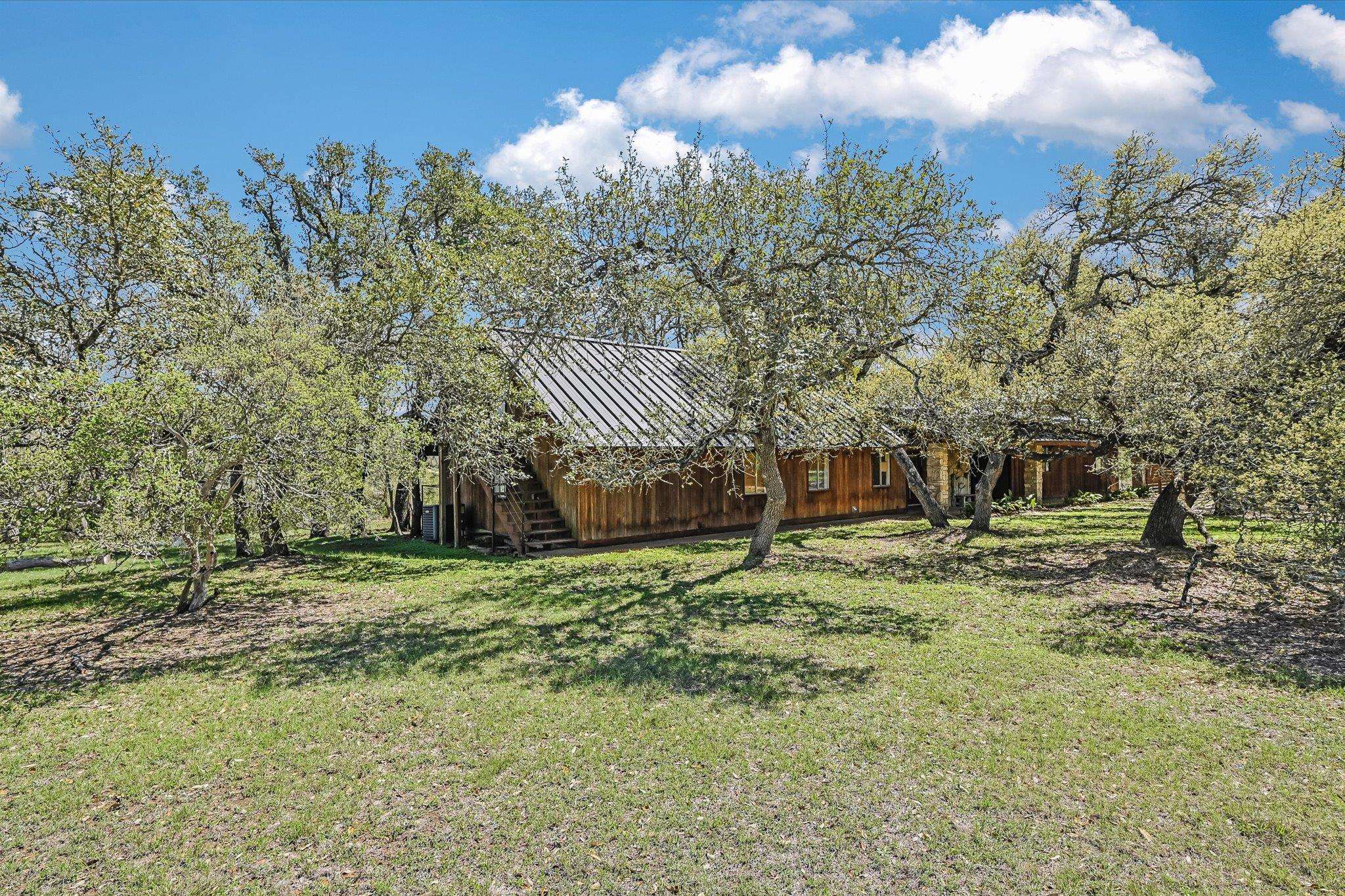 411 Whitetail Ridge RD, Dripping Springs, TX 78620