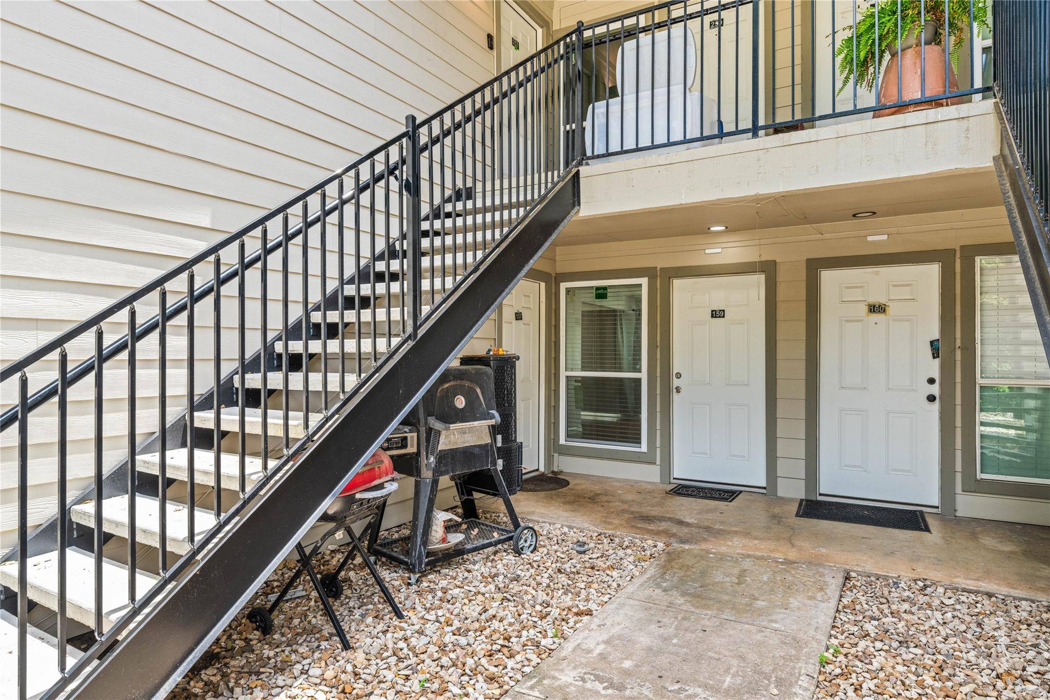 2124 Burton DR #159, Austin, TX 78741