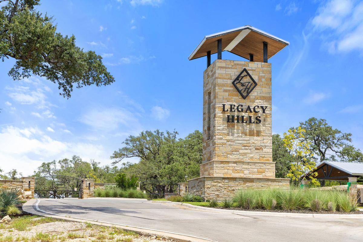 83 S Flat Rock WAY, Johnson City, TX 78636