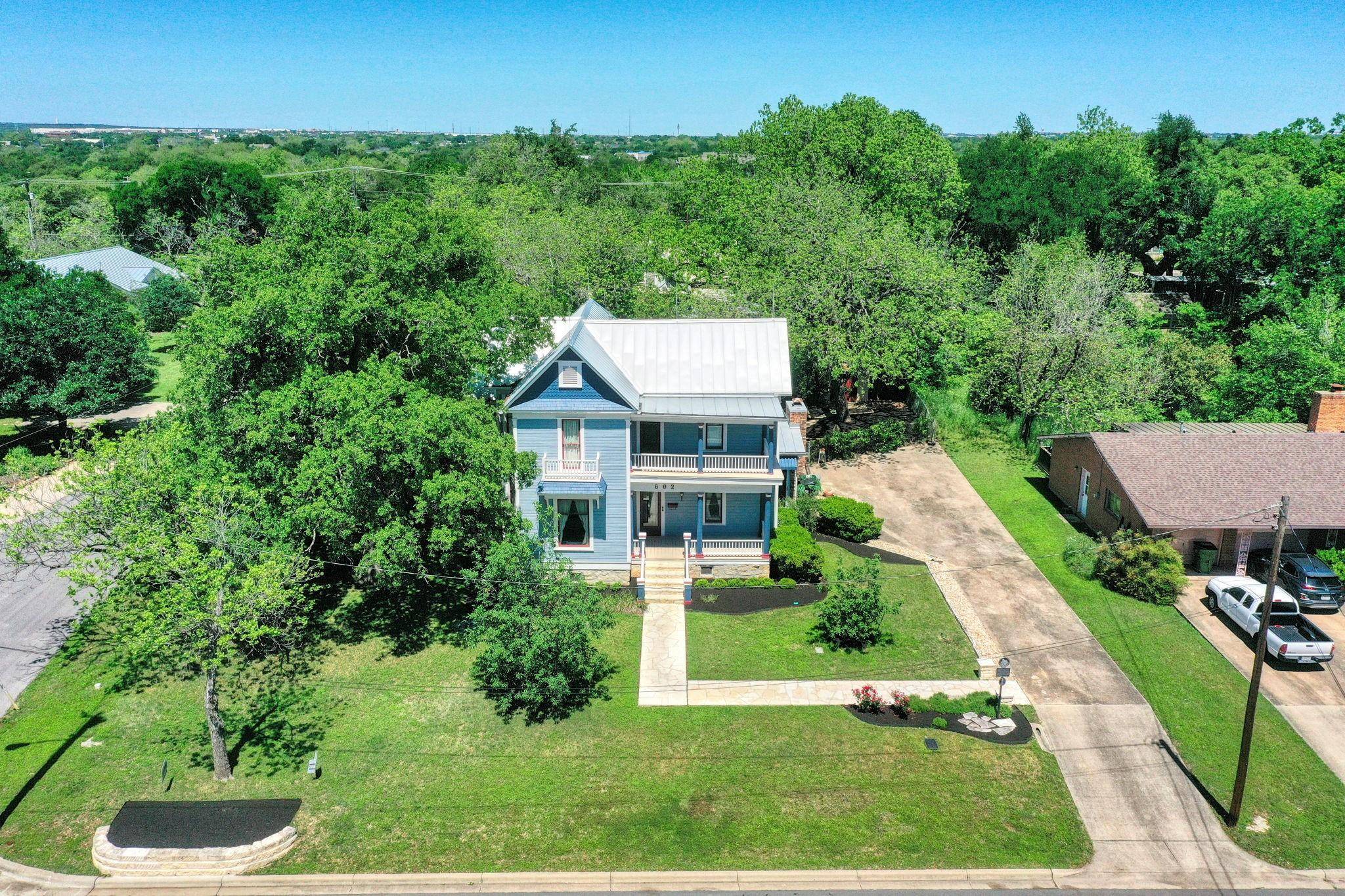 602 E Liberty Ave E, Round Rock, TX 78664