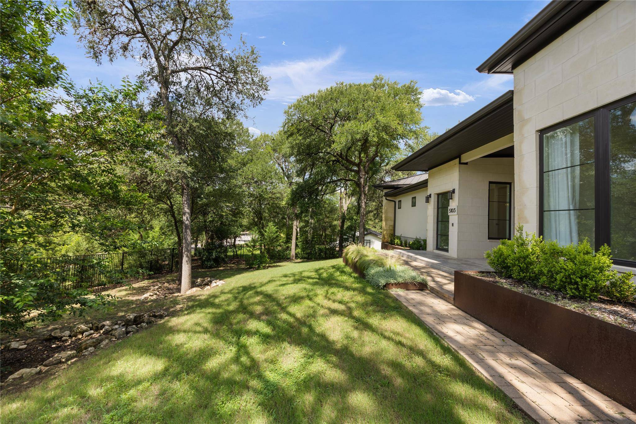 5103 ROLLINGWOOD DR, Rollingwood, TX 78746