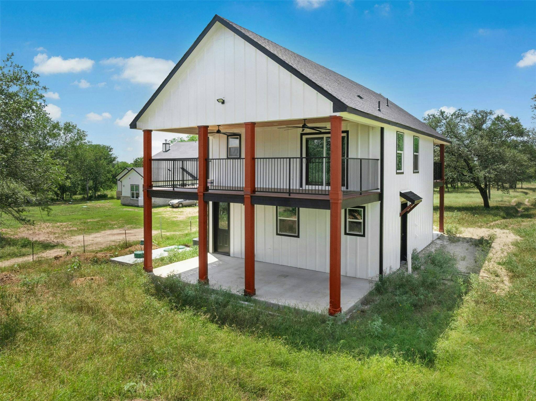 3705 Callihan RD, Luling, TX 78648
