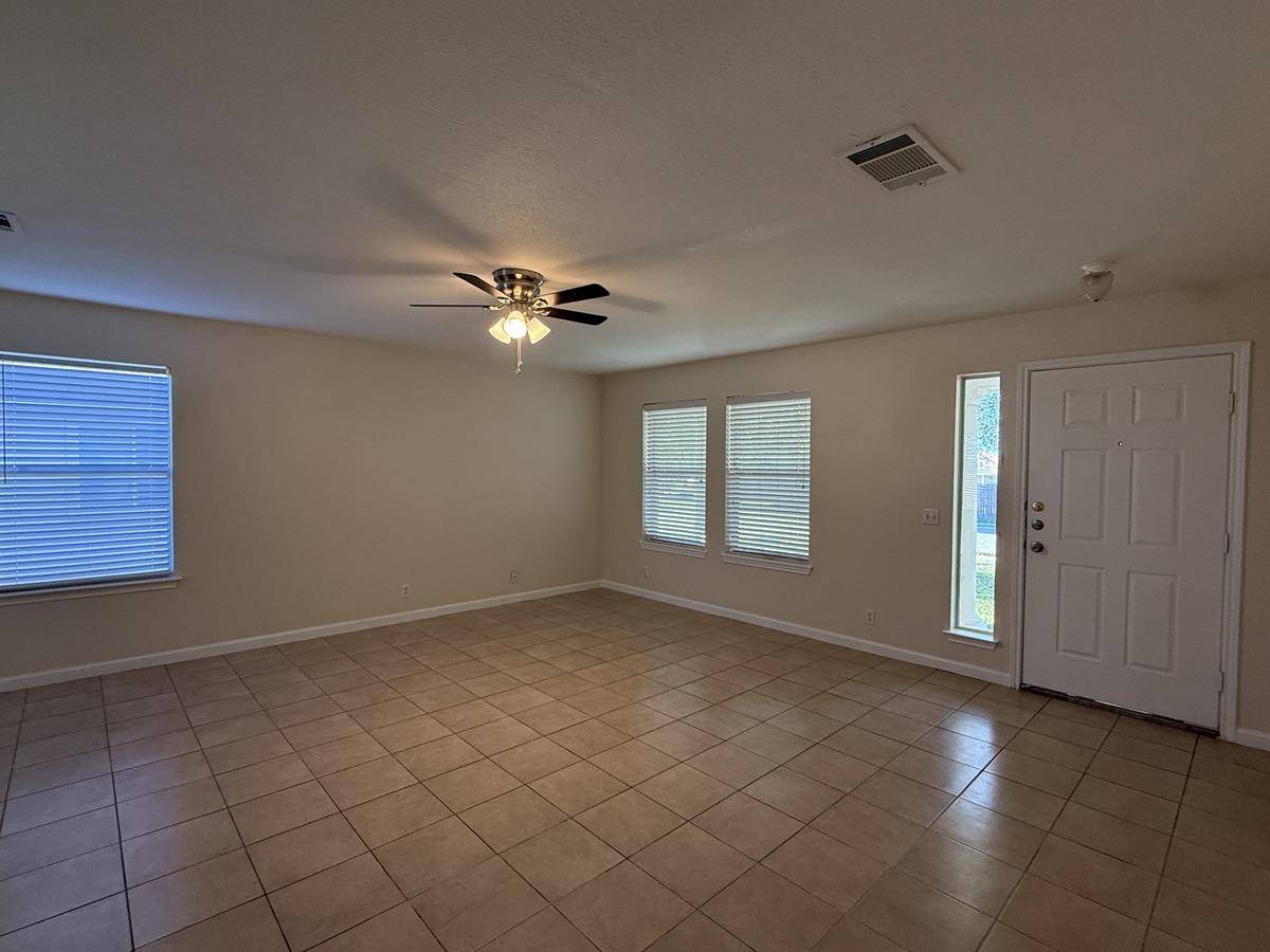 1444 Kenneys WAY, Round Rock, TX 78665