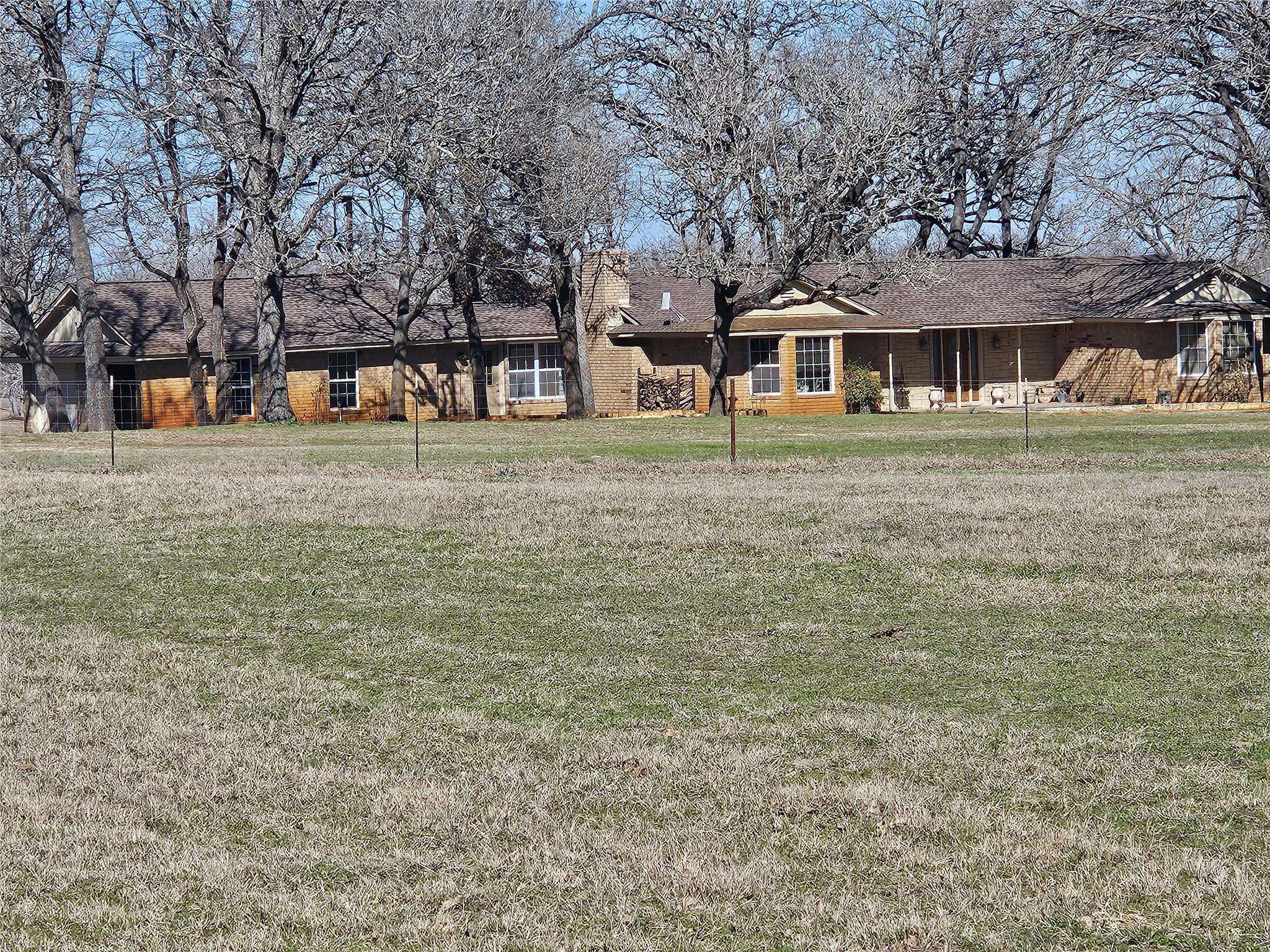 913 CR 237, Cameron, TX 76520