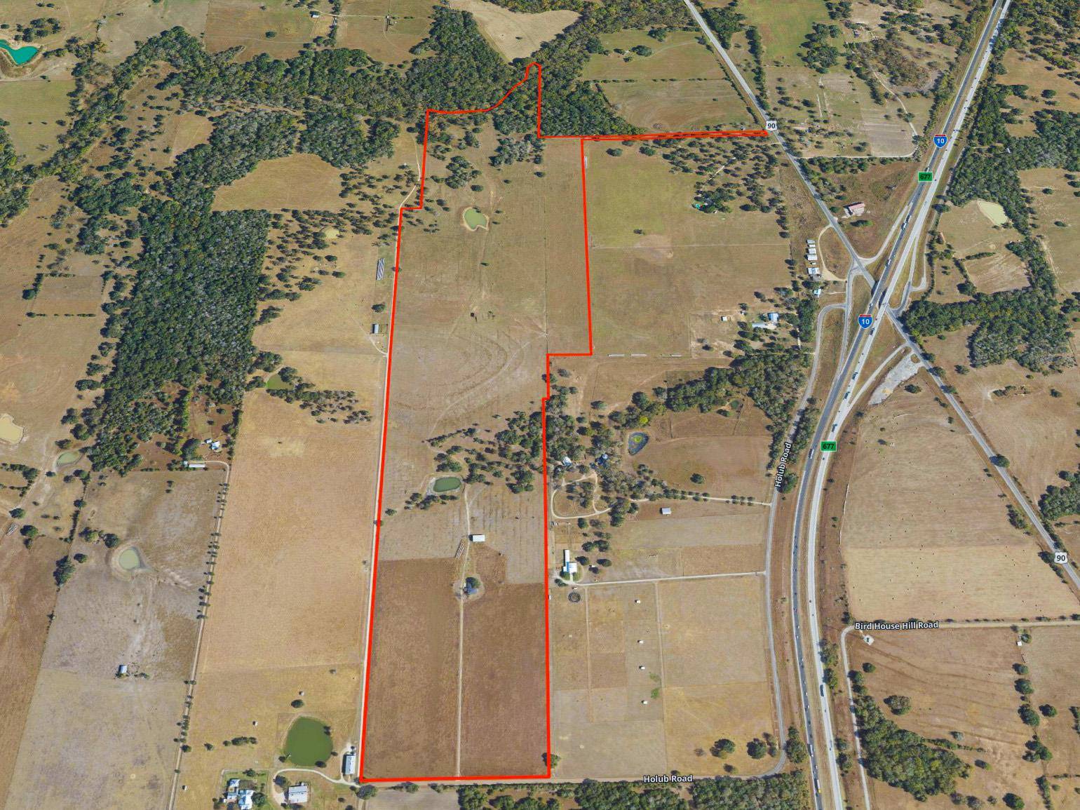 2745 Holub RD, Schulenburg, TX 78956