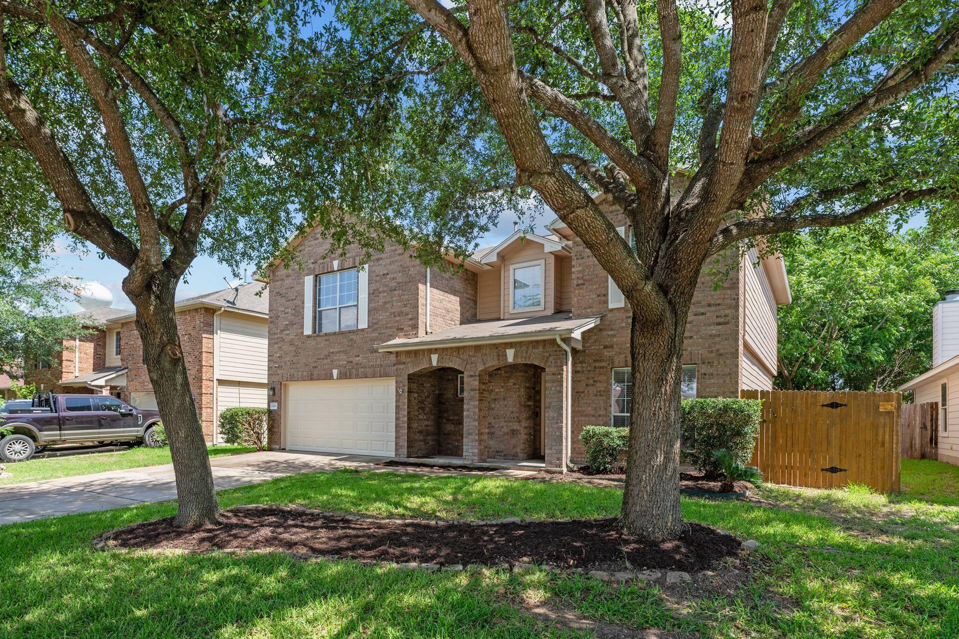 1404 Delia Chapa, Hutto, TX 78634