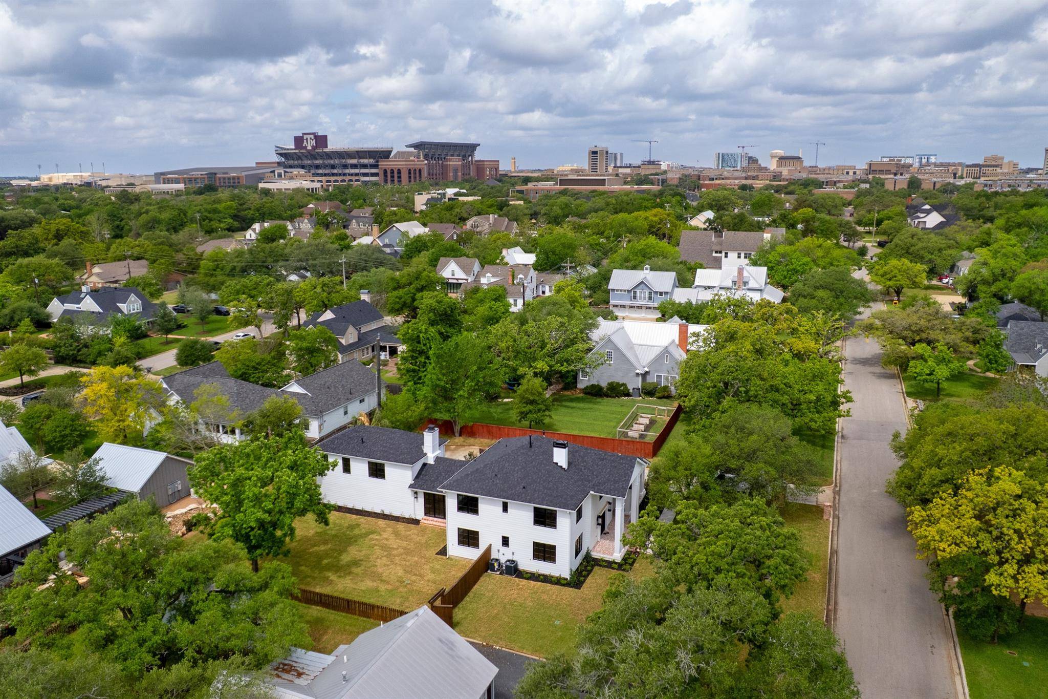 308 Pershing Ave, College Station, TX 77840
