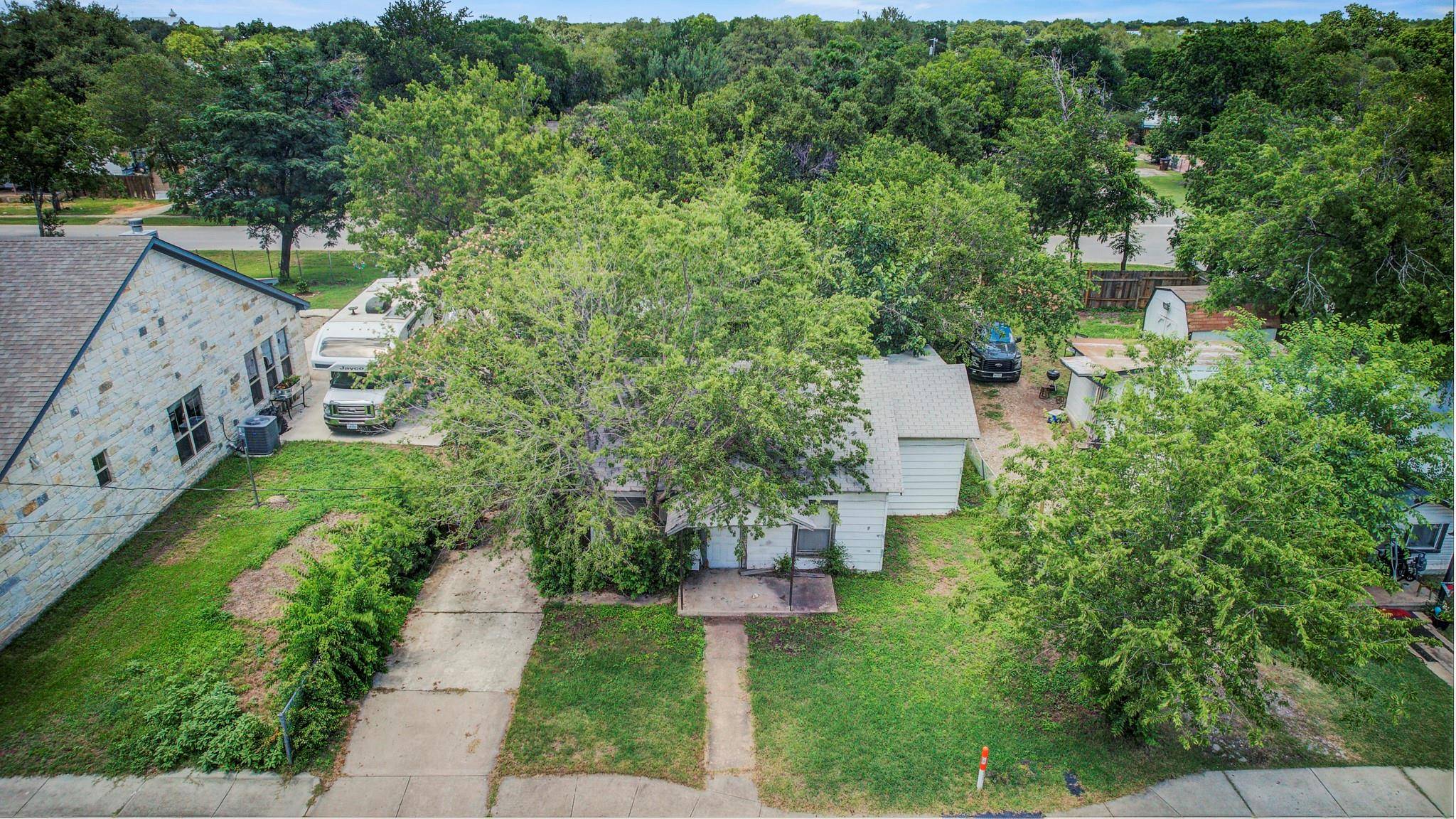 308 E Austin Ave, Round Rock, TX 78664