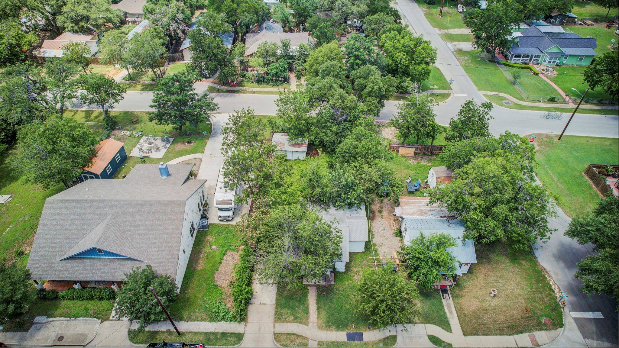 308 E Austin Ave, Round Rock, TX 78664