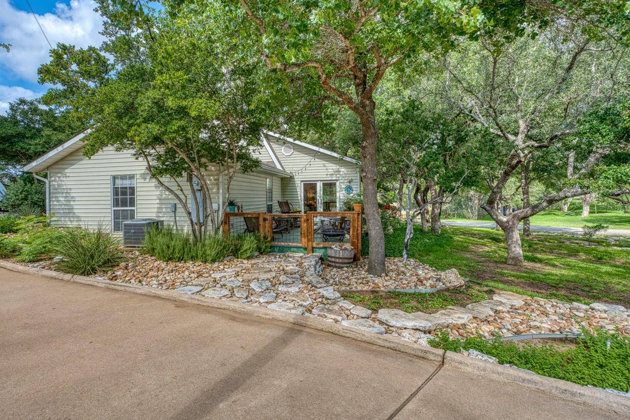 1106 N Shorewood DR, Granite Shoals, TX 78654