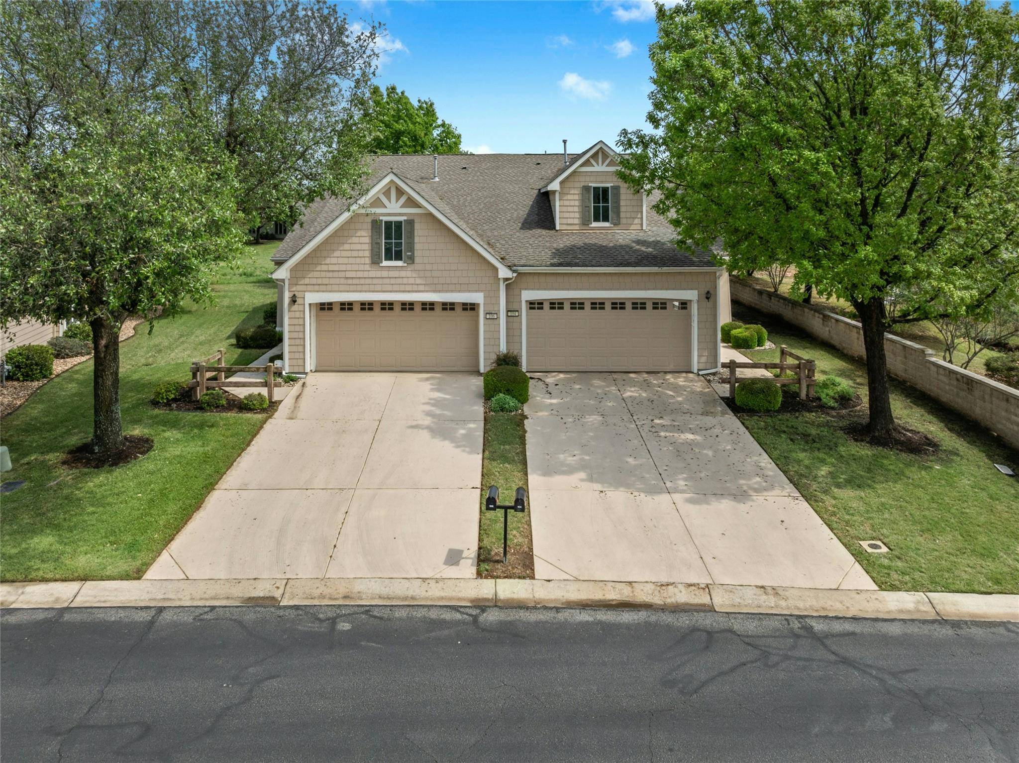 104 Honey Creek TRL, Georgetown, TX 78633
