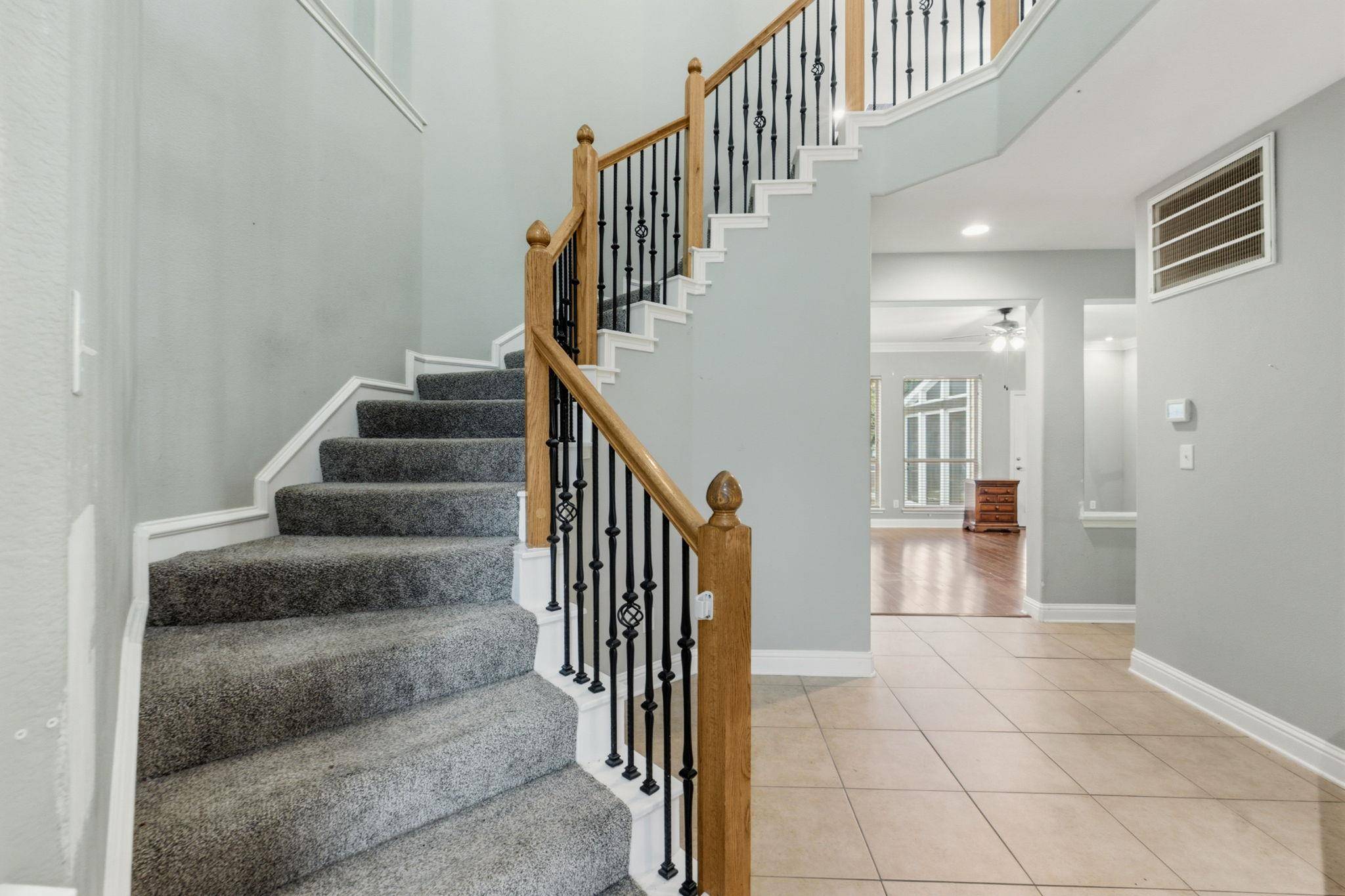 1239 Pine Forest CIR, Round Rock, TX 78665