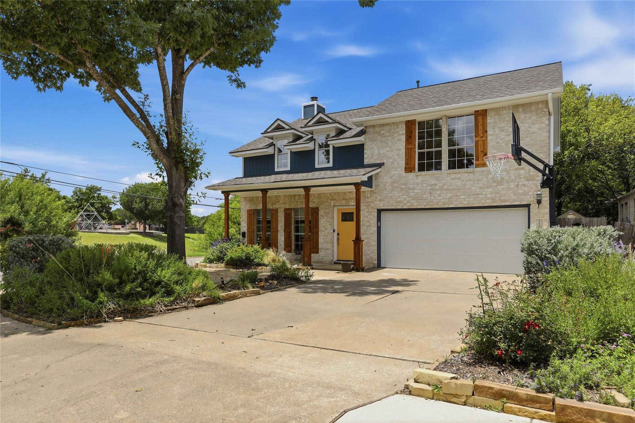 2424 Roundabout LN, Round Rock, TX 78664