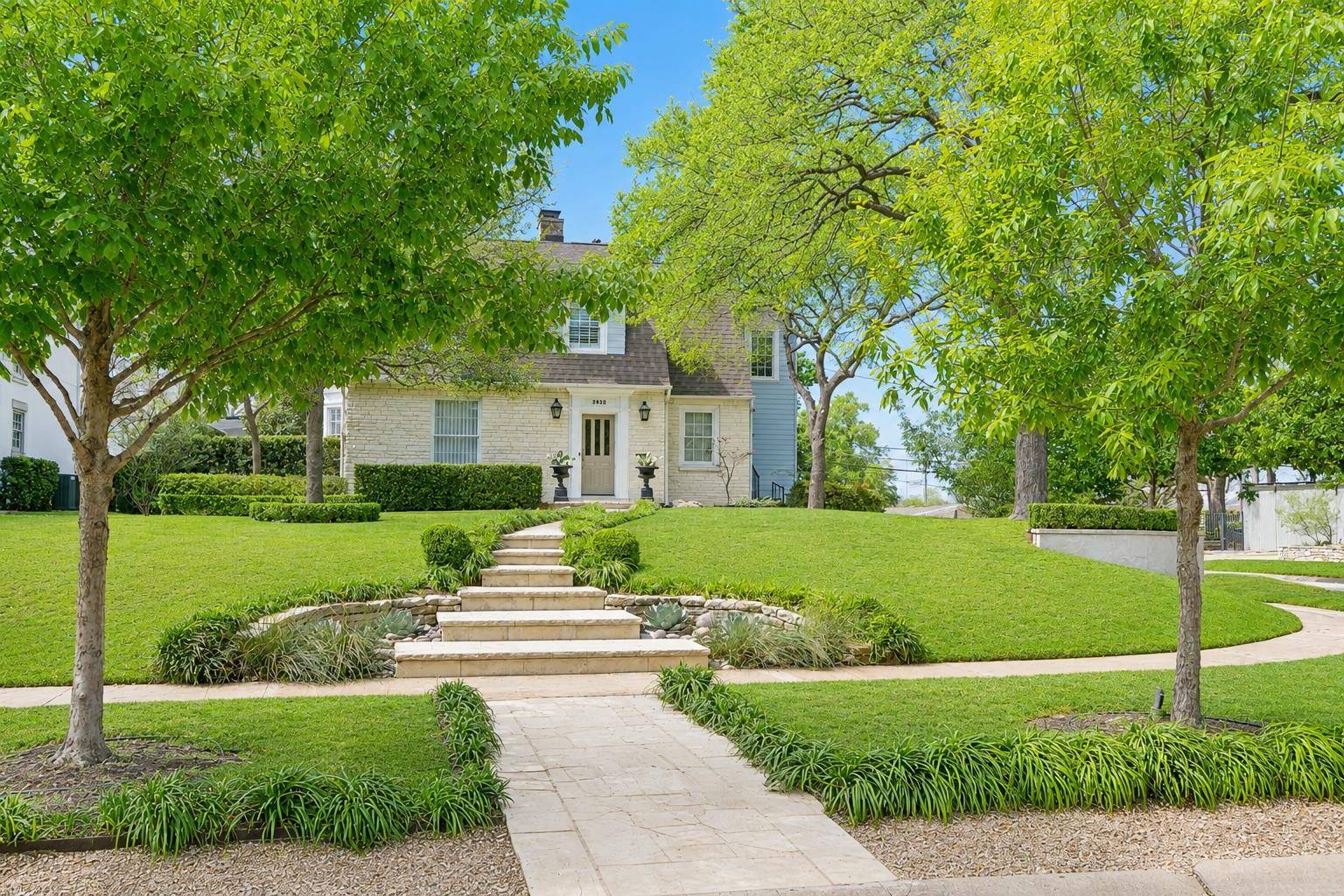 2428 Jarratt Ave, Austin, TX 78703