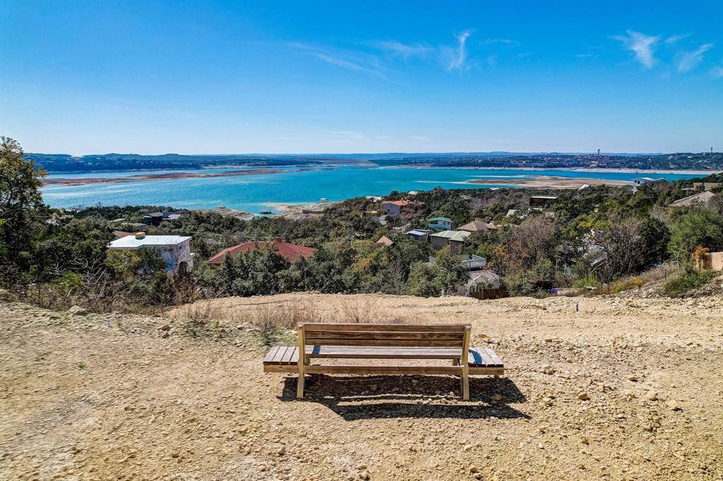 14000 & 14002 Skyline DR, Austin, TX 78732