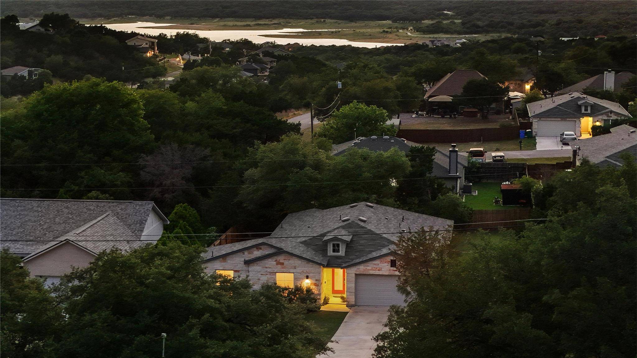 5302 Thunderbird ST, Lago Vista, TX 78645
