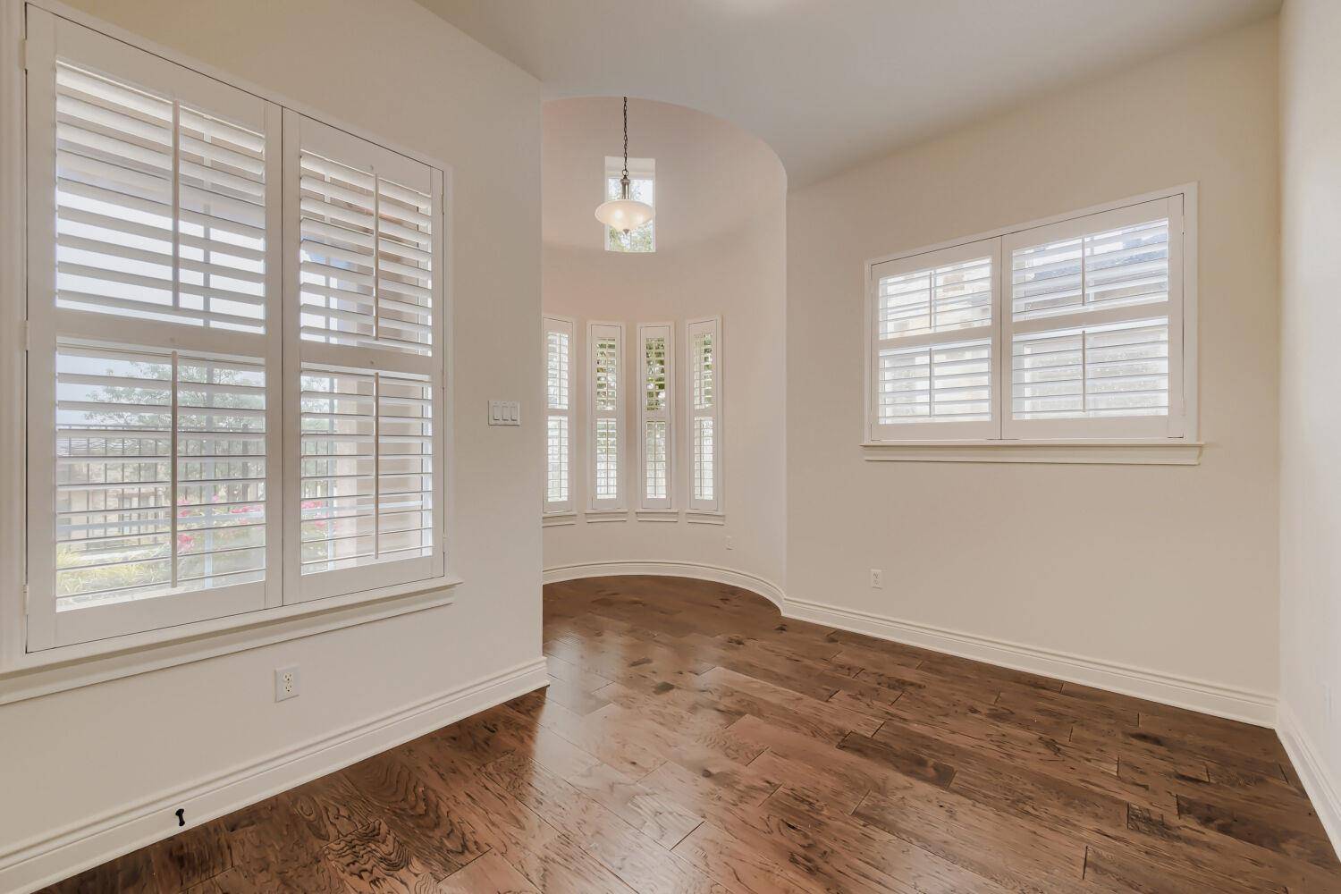 105 Lucia CIR #1, Lakeway, TX 78734