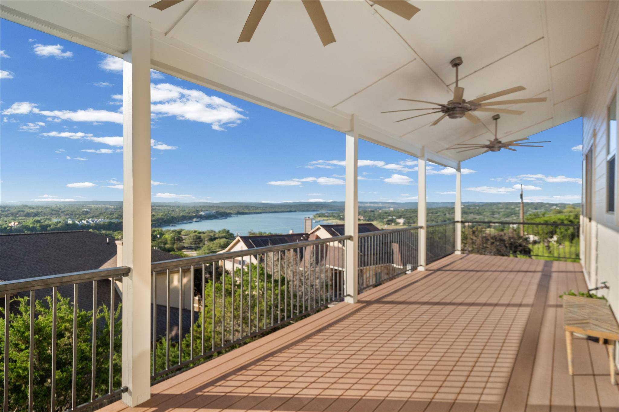 406 Rogart DR, Spicewood, TX 78669