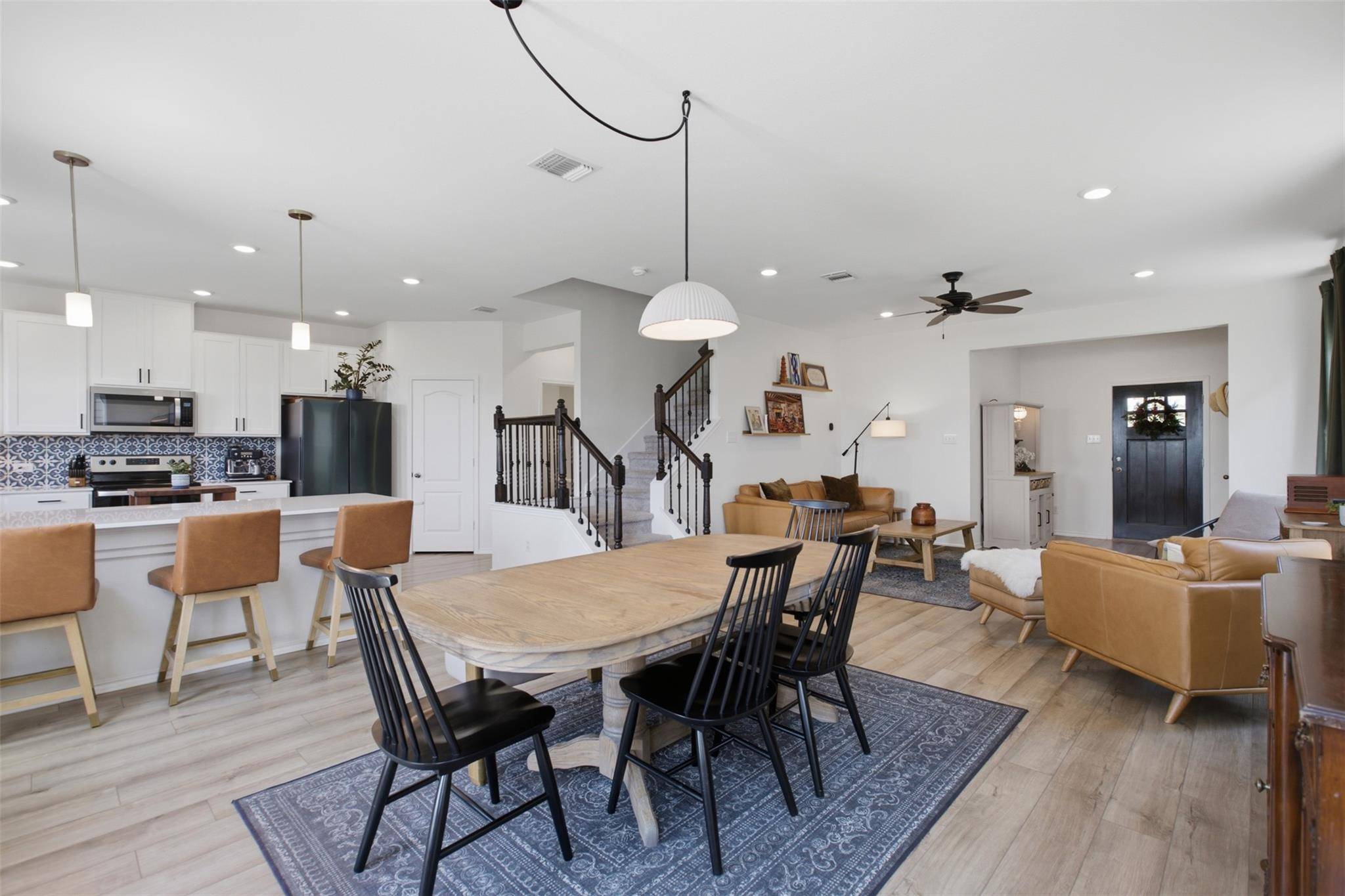 110 Sweet Autumn DR, Georgetown, TX 78626