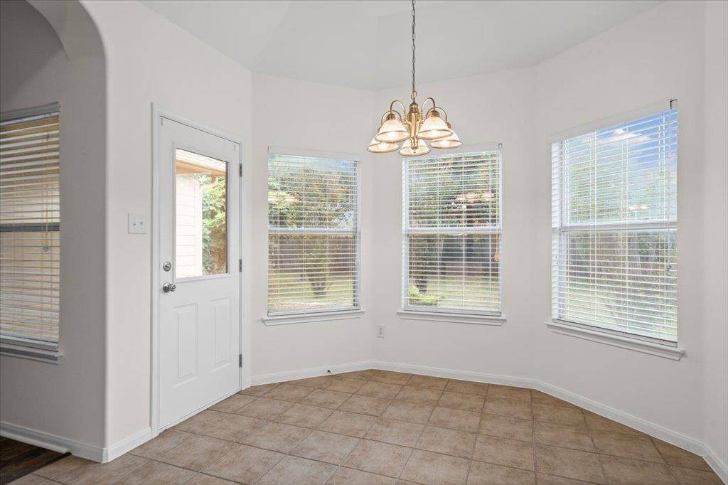 1404 Augusta Bend DR, Hutto, TX 78634