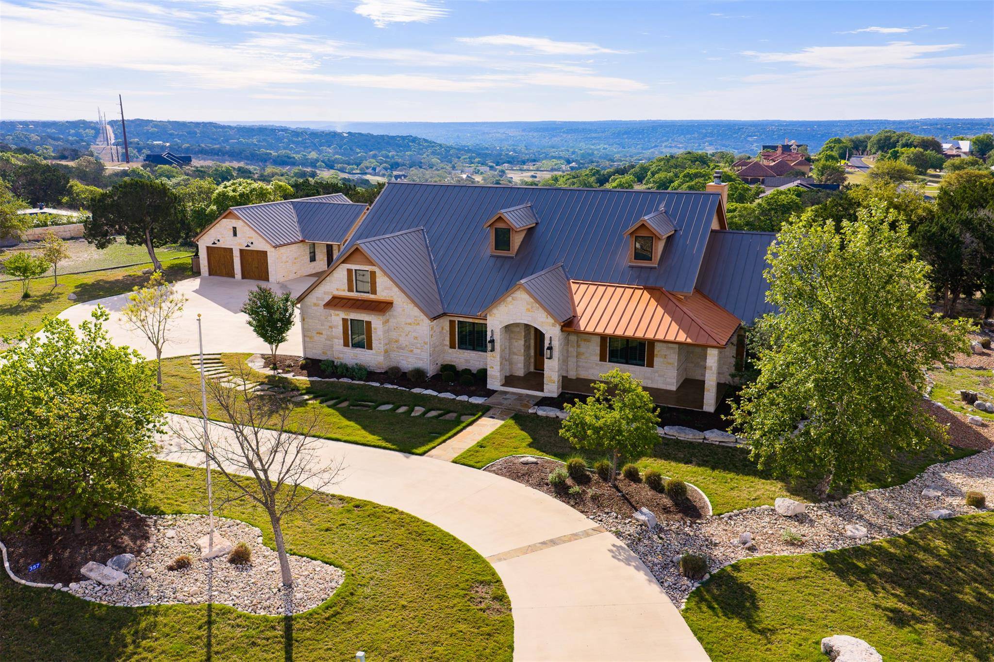 357 Cypress Estates PKWY, Ingram, TX 78025
